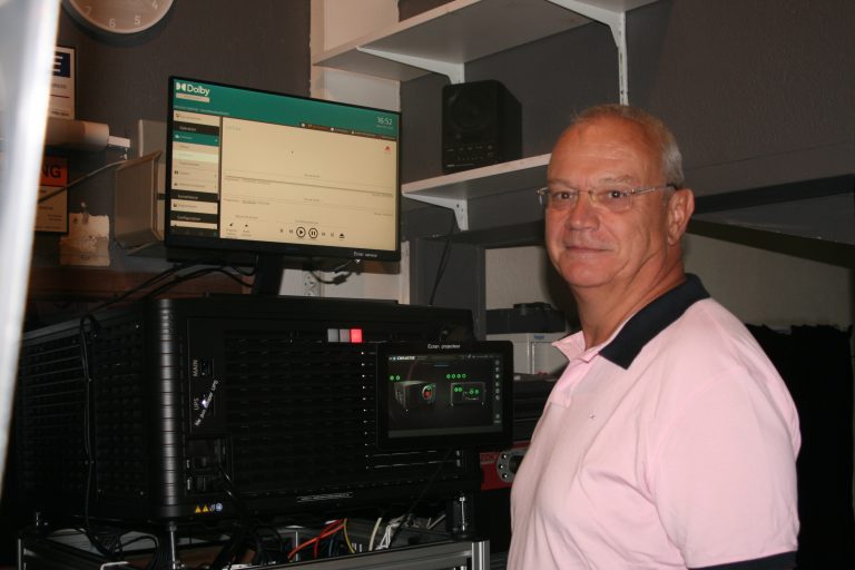 Lire la suite à propos de l’article Michel, projectionniste au cinéma Saint-Joseph de Sainte-Marie